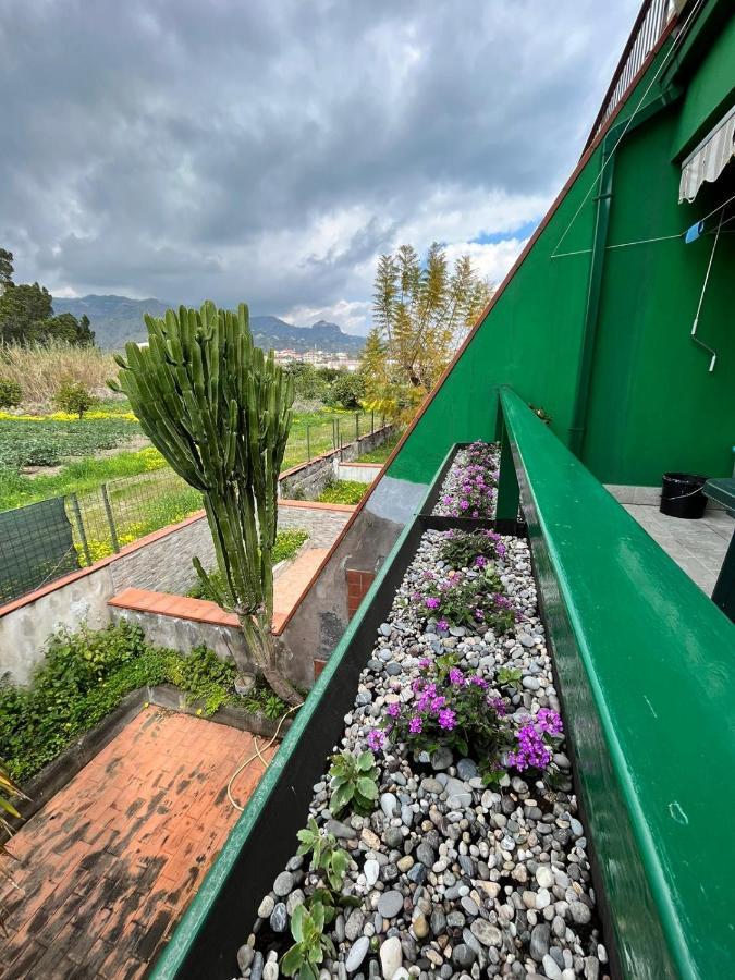 Apartmán Casa Dei Fiori Con La Vista A Taormina Schiso Exteriér fotografie